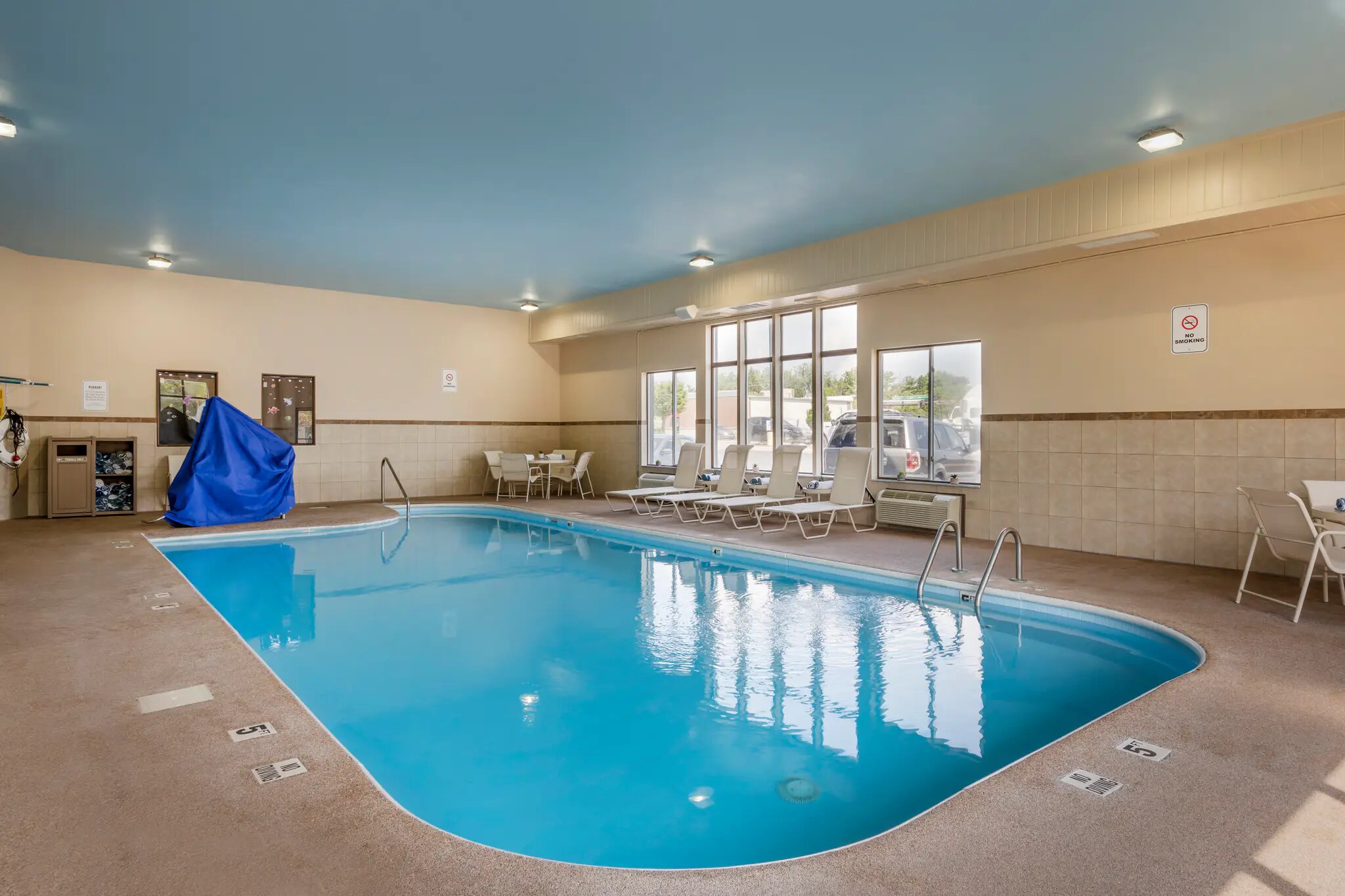 Indoor heated pool at Quality Inn Delaware, OH